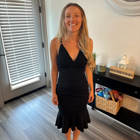 Midi black classic dress - Picture 2 of 3